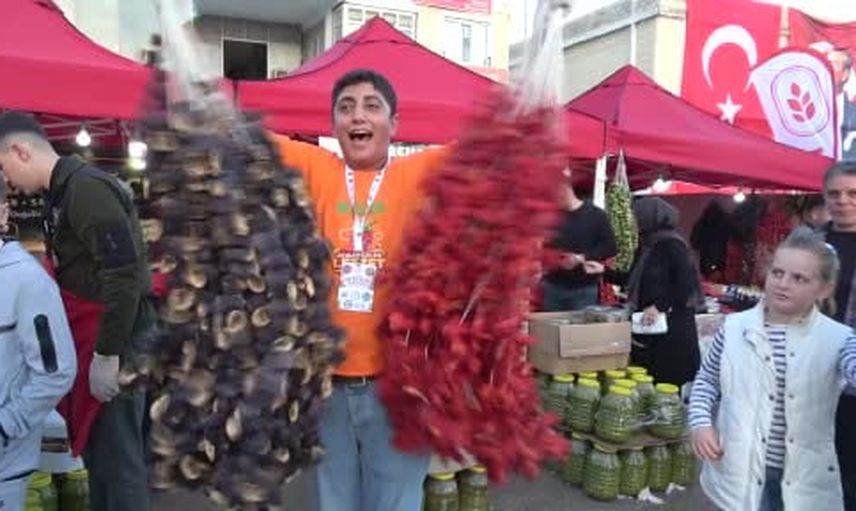Kilis'te biber şöleni: acı lezzet çevre illeri buluşturdu