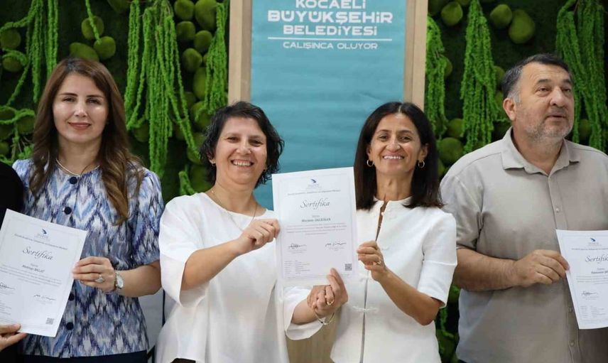 Tarım akademisi'nden arı yetiştiriciliğinde uzmanlaşan 20 üretici