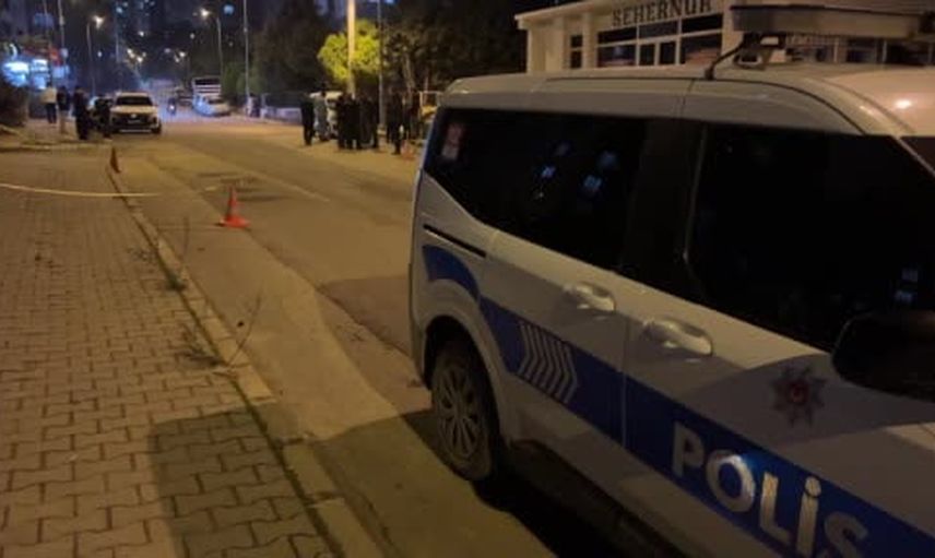 Kahramanmaraş'ta iş yeri önünde silahlı saldırı: iki kişi yaralandı