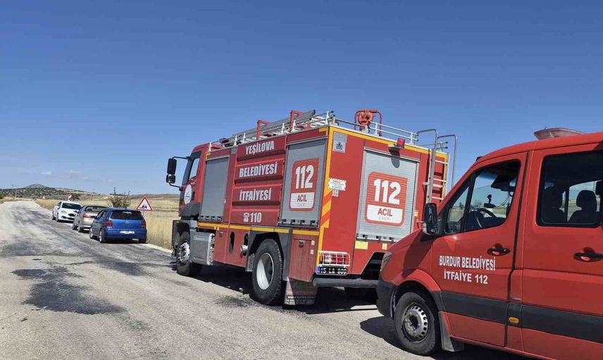 Yeşilova'da kavşakta zincirleme kaza: 1 ölü, 7 yaralı