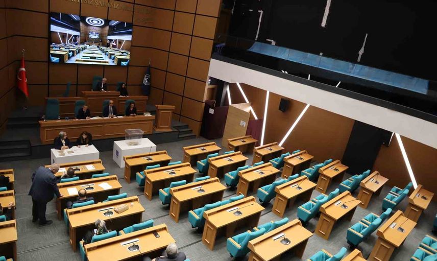 Üsküdar meclisinde başkanvekilliği seçimi muhalefetin yokluğunda tamamlandı