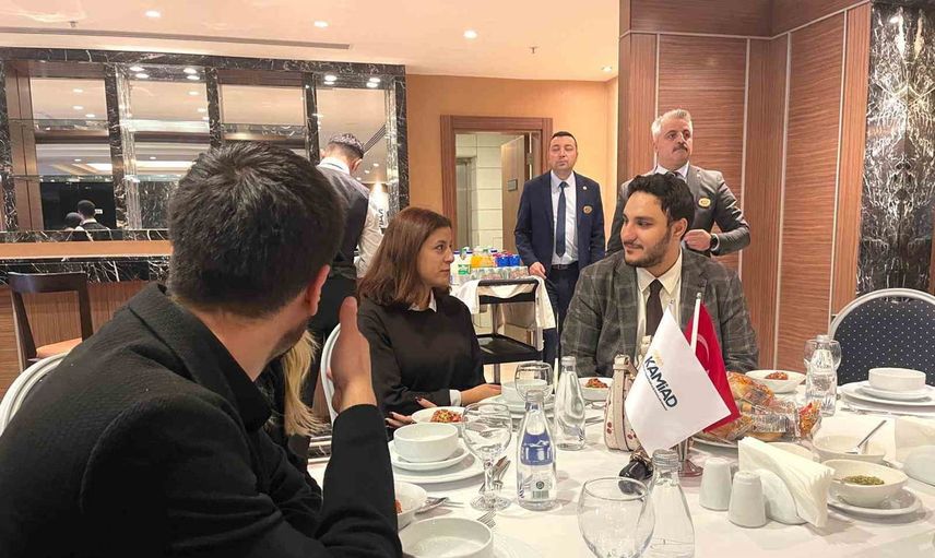 Genç KAMİAD geleceğin liderlerini yetiştirmeyi hedefliyor