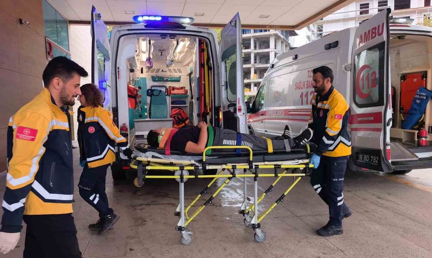 İnegöl'de oyun sırasında merdiven boşluğuna düşen çocuk yaralandı