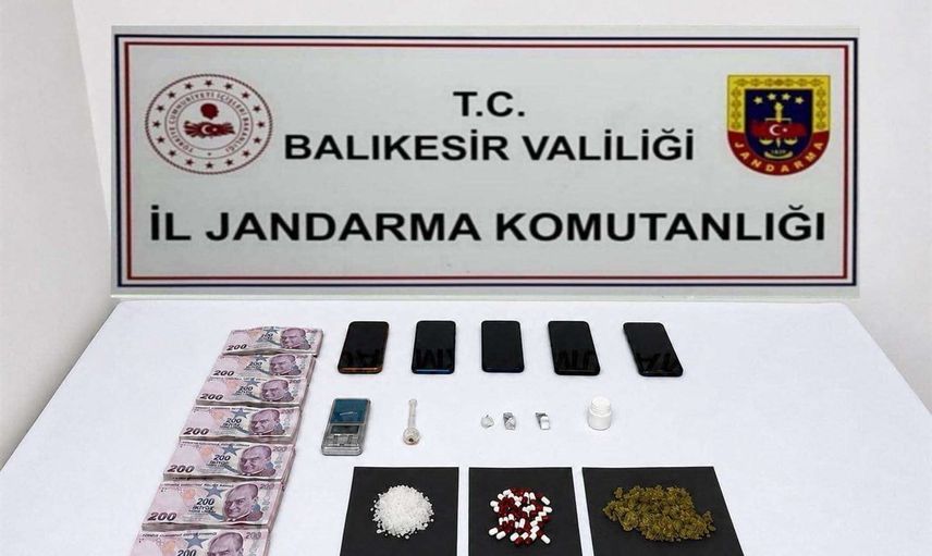 Altı ilçede eş zamanlı baskın: Balıkesir'de narkotik operasyonu