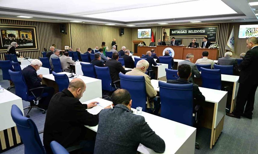 Battalgazi'de yatırımlar hız kazanıyor: güneş enerjisi ve altyapıda hedef 2027