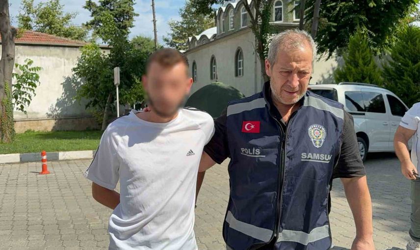 Atakum'da aracına bindirdiği kişiyi bıçaklayıp tutuklandı