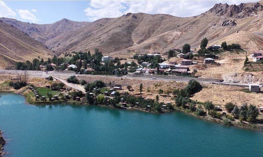 Yazın serin molası Dilimli Barajı Yüksekova'da buluşma noktası