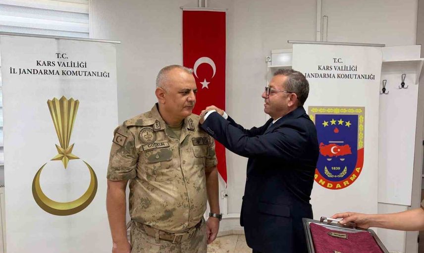 Kars'ta jandarma rütbe terfileri: Halil Coşkun'a tuğgeneral apoleti