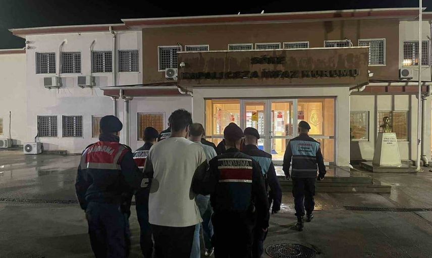 Akbük'te otelde sahte pasaport iddiası: 14 göçmen, 10 kişi tutuklandı