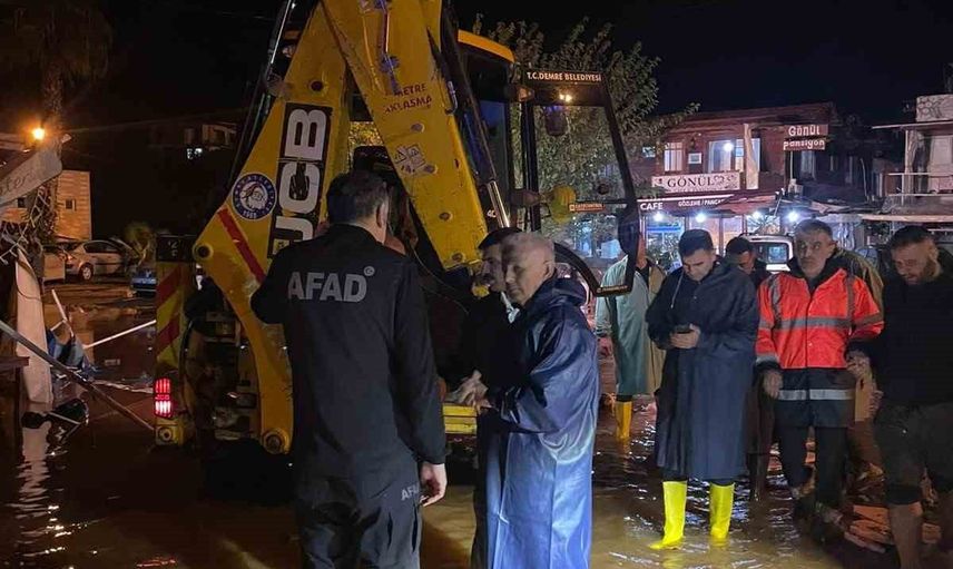 Antalya'da selin izleri siliniyor: mahsur kalan 22 kişi kurtarıldı