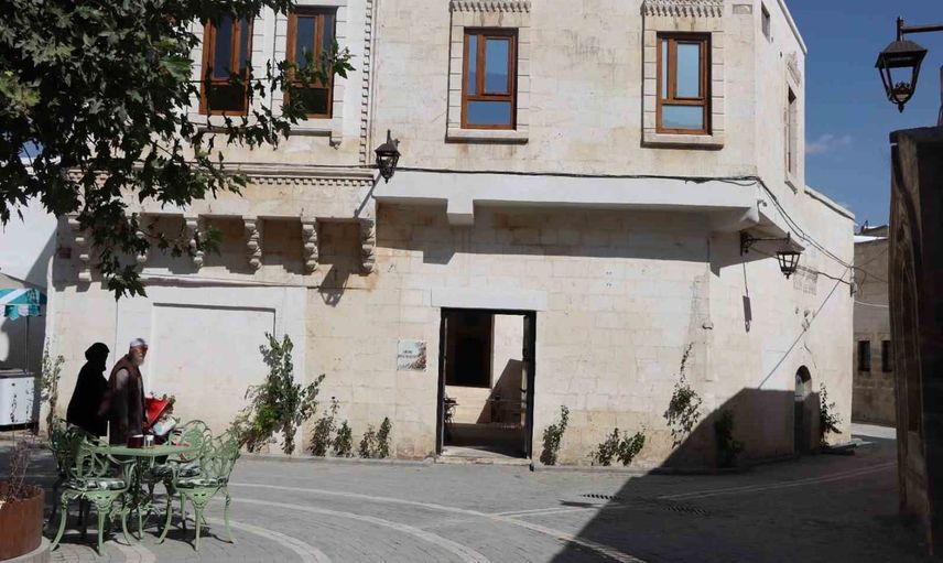 Tarihi 58 meydanı restorasyonla eski dokusuna kavuştu