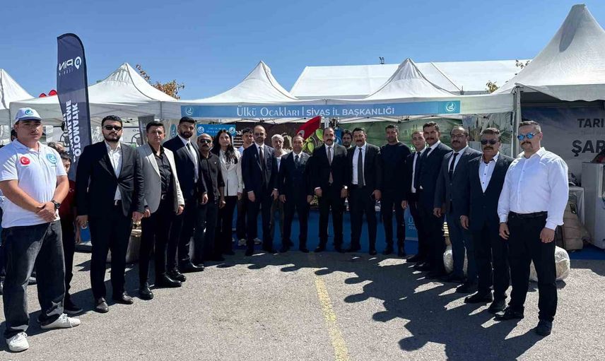 Permakültürle üretimi görünür kıldılar: Sivas Ülkü Ocakları tarım fuarında yerel mahsullerini tanıttı