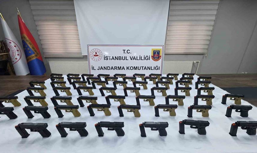 Eyüpsultan operasyonu: yurt dışına silah sevkiyatını alıcı kılığına giren jandarma engelledi