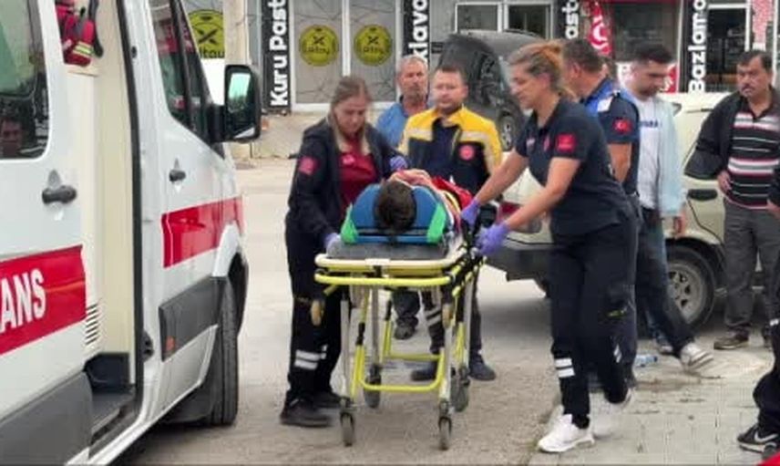 Kaza haberinde sağlık çalışanlarıyla gazeteciler arasında gerginlik