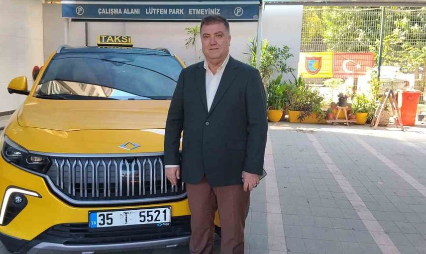 İzmir'de ilk TOGG taksi Behçet Uz Çocuk Hastanesi durağında hizmete girdi
