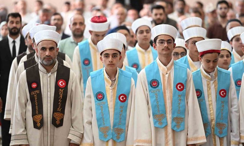 Oltu'da 54 hafıza icazet töreni düzenlendi