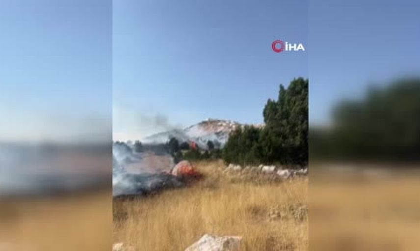 Yukarıkaşıkara'da dağ zirvesinde başlayan ardıç yangını altı saatte kontrol altına alındı