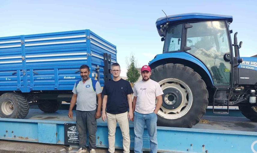 Manyas'ta hasat sürüyor: ayçiçeğinde ön alım fiyatı 37 lira olarak açıklandı