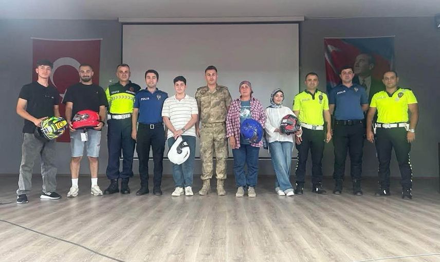 Üzümlü'de kask kullanımı ve trafik kuralları gündeme taşındı