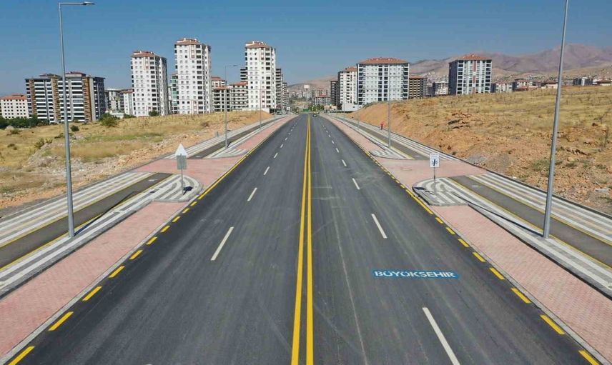 Filistin caddesi 30 metre genişliğe çıkarıldı, Malatya'da modern ulaşım koridoru
