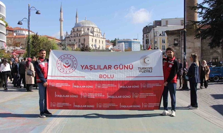 Yaşlılara saygı için yürüdüler: Bolu'da farkındalık etkinliği