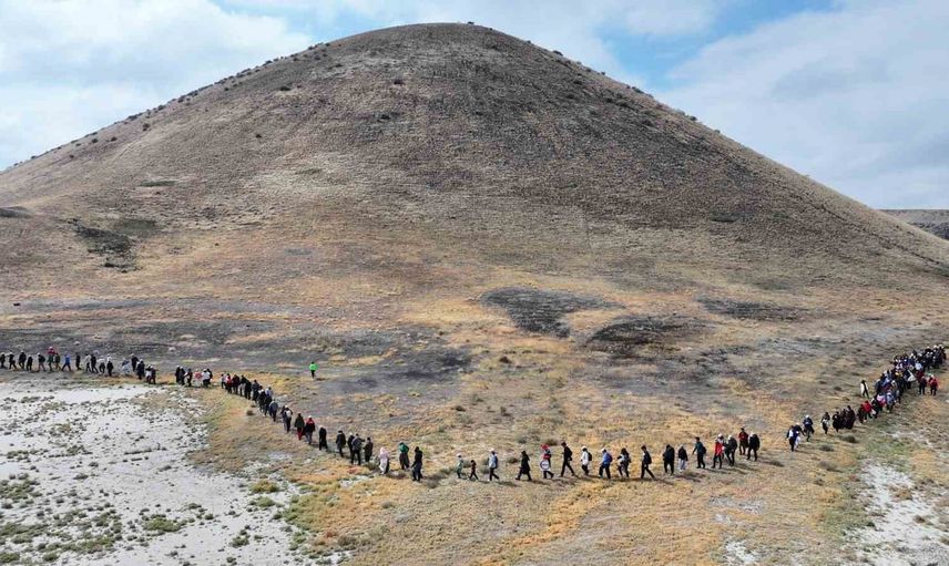 Karapınar'da jeokamp: jeoparkın jeoturizm potansiyelini sergileyen ilk etkinlik