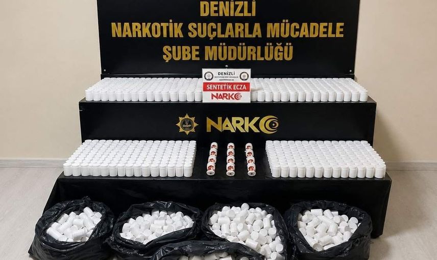 Denizli'de büyük sevkiyat engellendi: 104 bin sentetik hap ele geçirildi