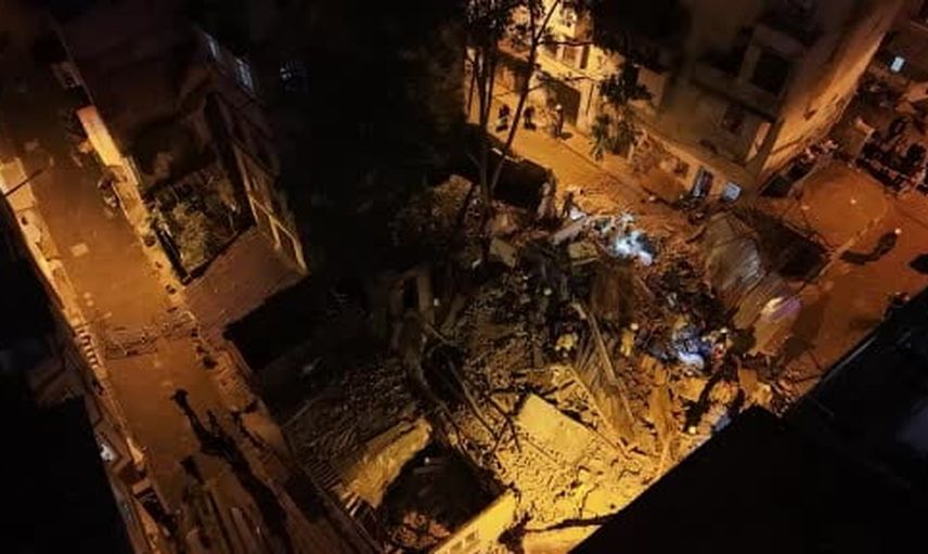Beyoğlu'nda metruk binanın çöküşüne dair görüntüler kamuoyuna yansıdı