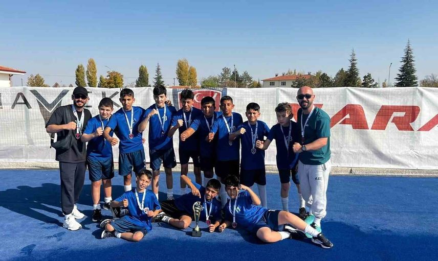 Zonguldaklı genç hokeyci Altay Koçaklı milli takıma çağrıldı