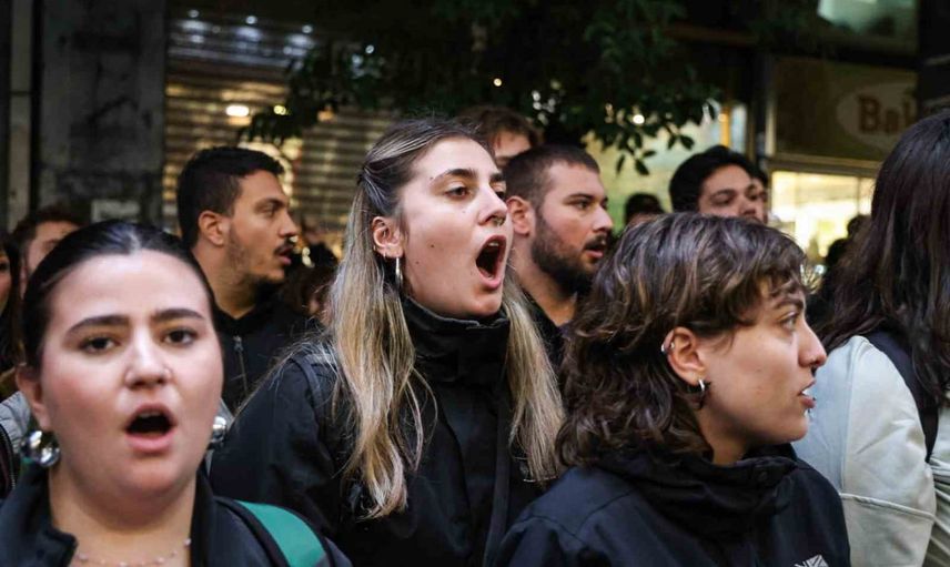 Syntagma'da çadır eylemi: öğrenciler eğitim bütçesi ve barınma desteği istiyor
