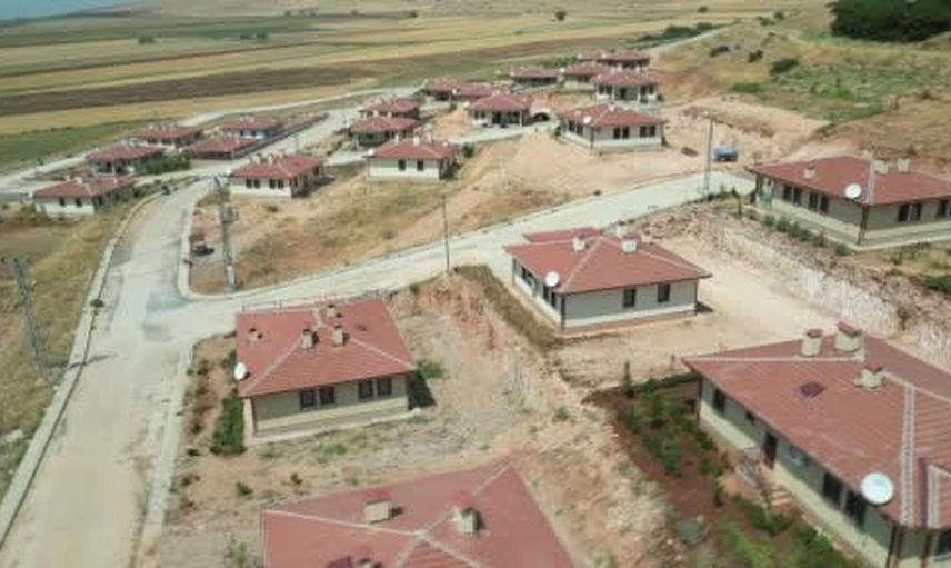 Kahramanmaraş'ta yıkımın ardından köy evinde yeni bir başlangıç