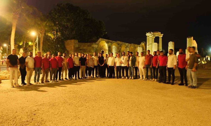 Çözüm odaklı aday Önem Gök Side esnafıyla buluştu