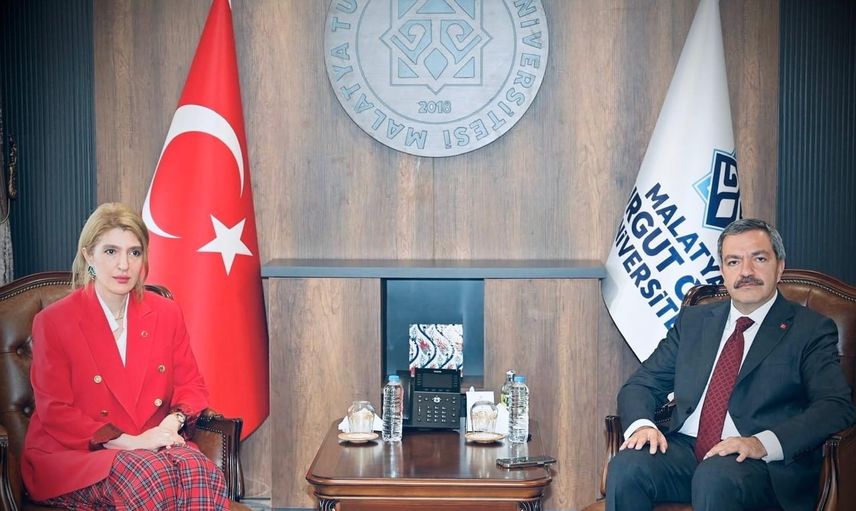 İnanç Siraç Kara Ölmeztoprak üniversitede 'terörsüz Türkiye' vizyonunu gençlerle paylaştı