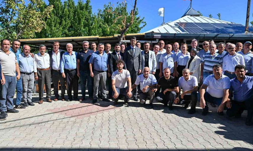 Uşak'ta köylerin gündemi valilikte: muhtarların talepleri öncelikte
