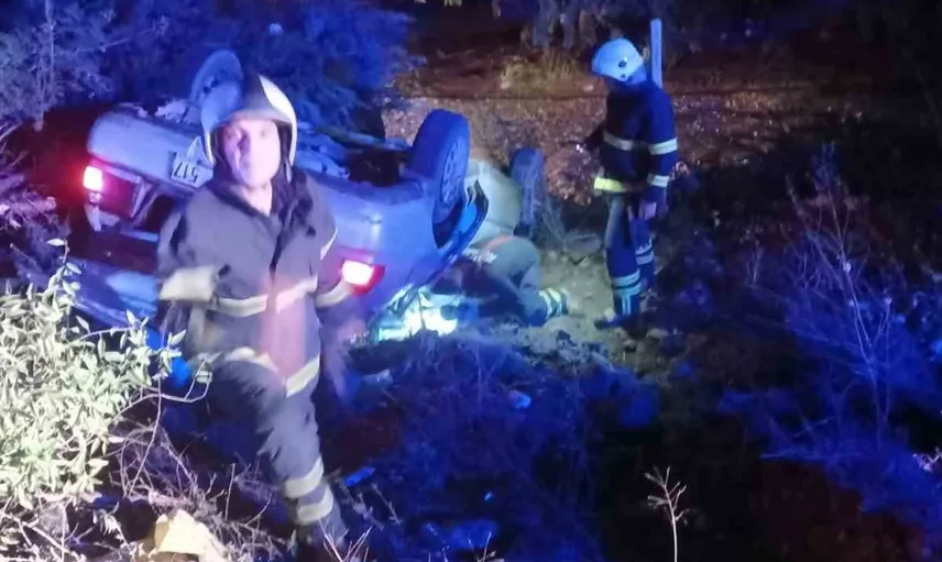 Kahta'da sürücünün direksiyon hakimiyetini kaybettiği kaza: 3 yaralı