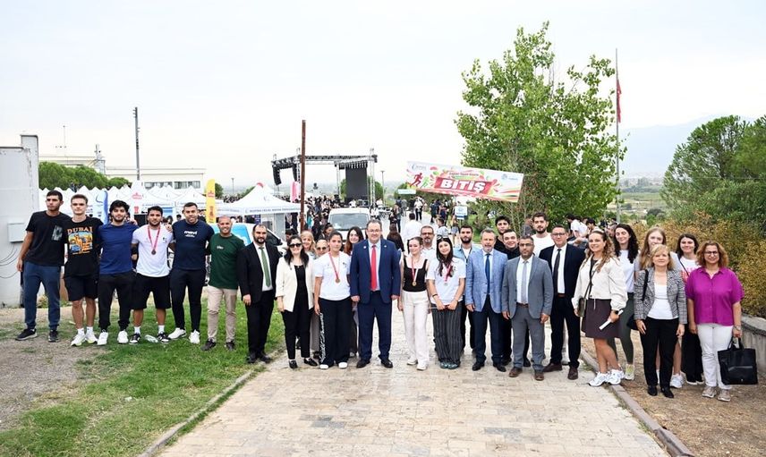 Merhaba 26 coşkusu MCBÜ’de kampüse ilk adımı kolaylaştırdı