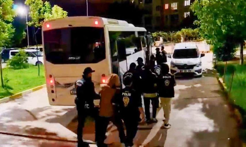 Manisa merkezli şebekeye eş zamanlı baskın: 28 tutuklama, 450 milyon lira şüpheli işlem