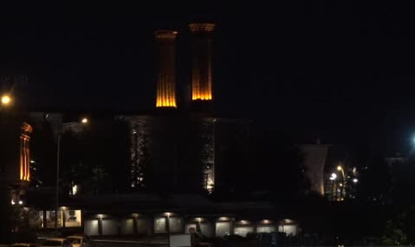 Erzurum'da mevlid kandilinde cami avluları dualarla doldu