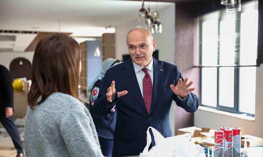 Merkeze yeni soluk: Zincirlikuyu kütüphanesi öğretmenler gününe yetişecek
