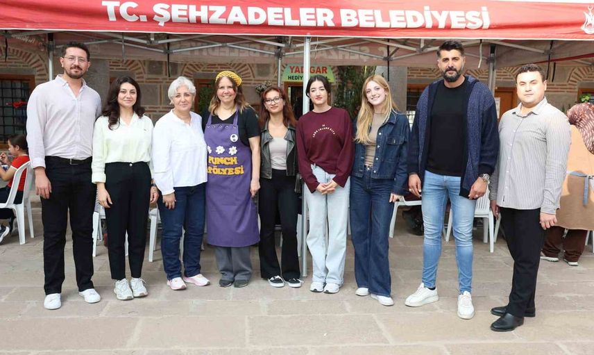 Kurşunlu Han atölye günleri'nde minik eller büyük eserler üretti
