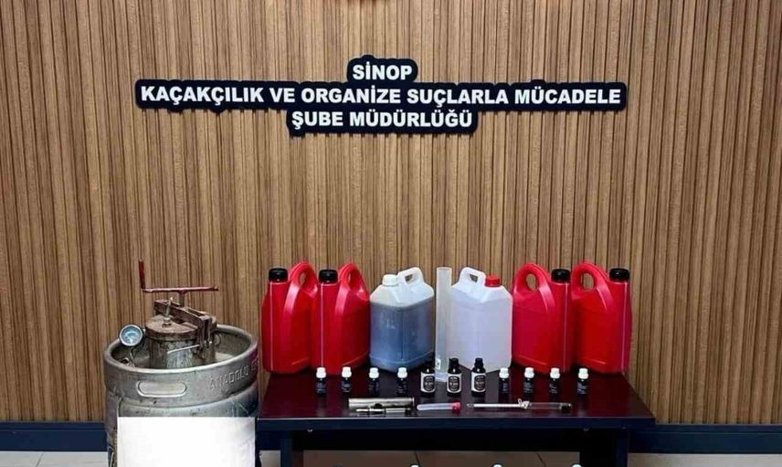 Gerze'de kaçak içki üretimine polis baskını
