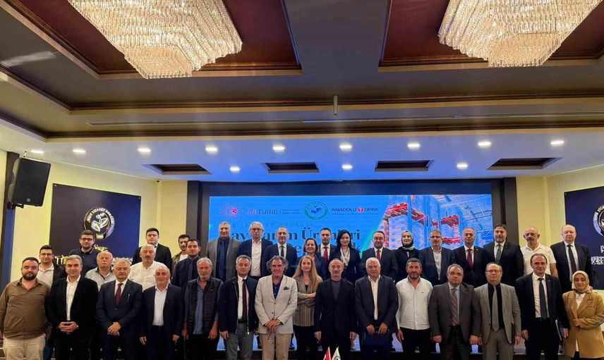 Rize'de çayda lisanslı depoculuk uygulamaları masaya yatırıldı