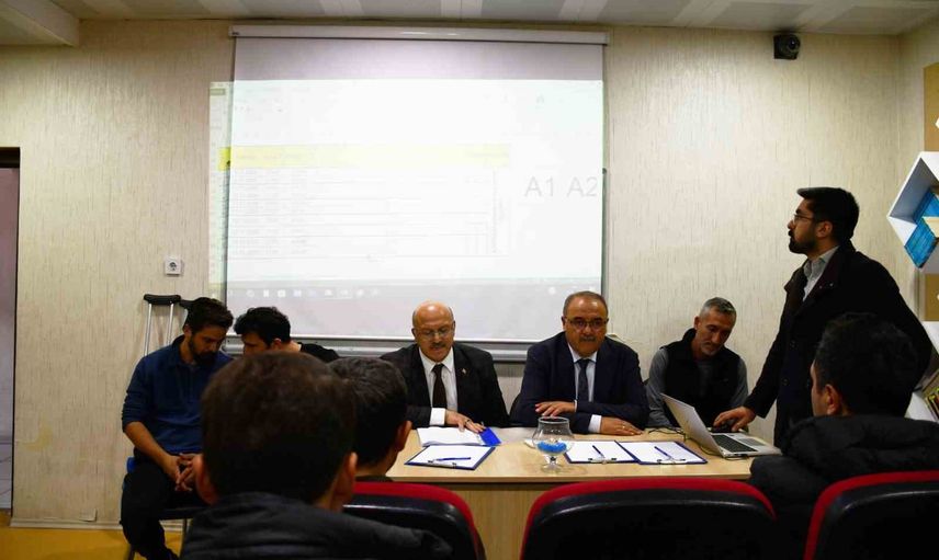 Vezirköprü'de okul sporları için sezon programı netleşti