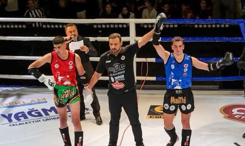 Zafer kupası'nda Aydın muaythai takımı madalyalarla döndü