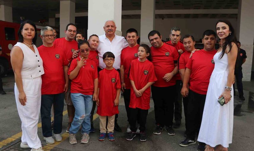 Özel çocuklar bir günlüğüne itfaiyeci oldu