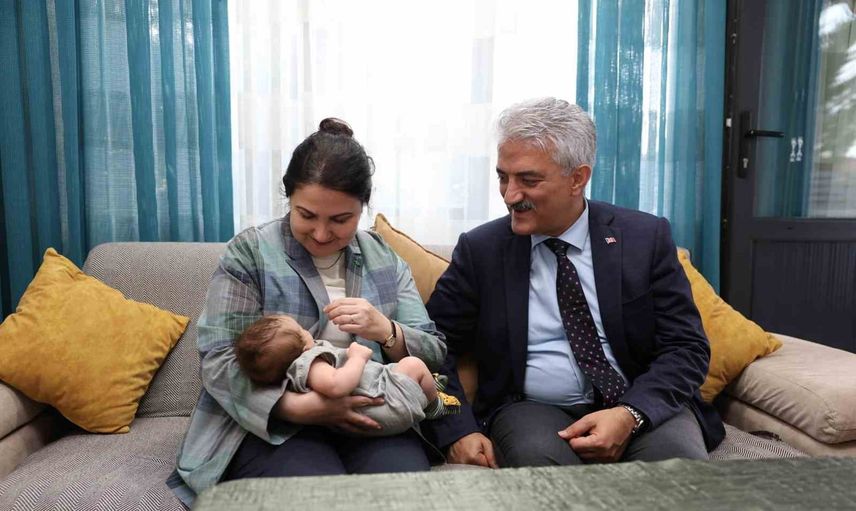 Fon desteğiyle kurulan yuva bebekle taçlandı