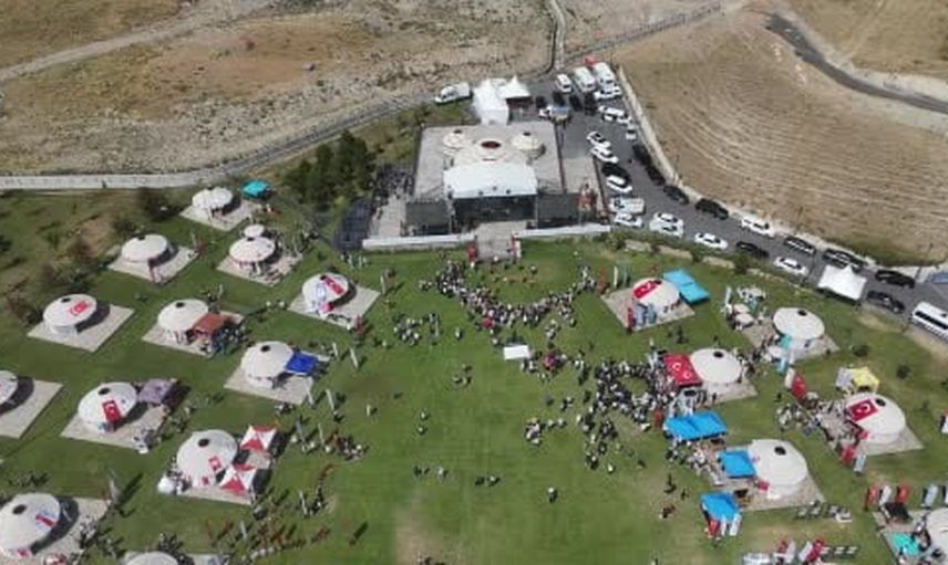 Ahlat'ta Malazgirt ruhu 955. yılda yad edildi