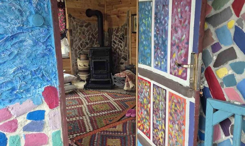 Artvin'in ruhunu odalara taşıyan şair odalı ahşap evler