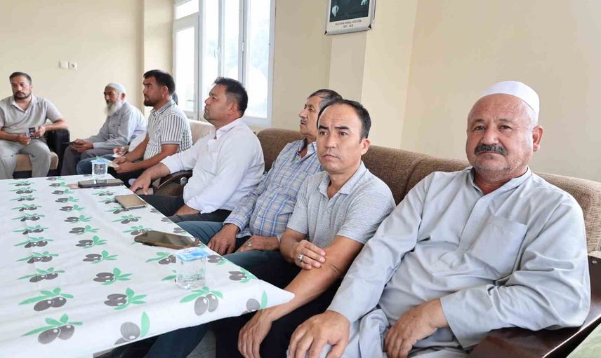 Tarlasından atölyeye: HBB'nin 15 ilçede ücretsiz tarım seferberliği