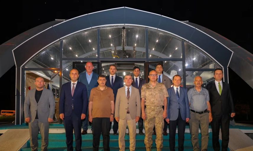 Bayburt'ta jandarma komutanı Fatih Aslan için veda yemeği
